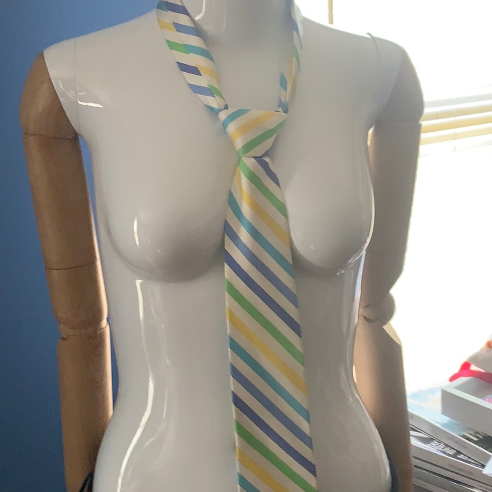 Izod Neck Tie.